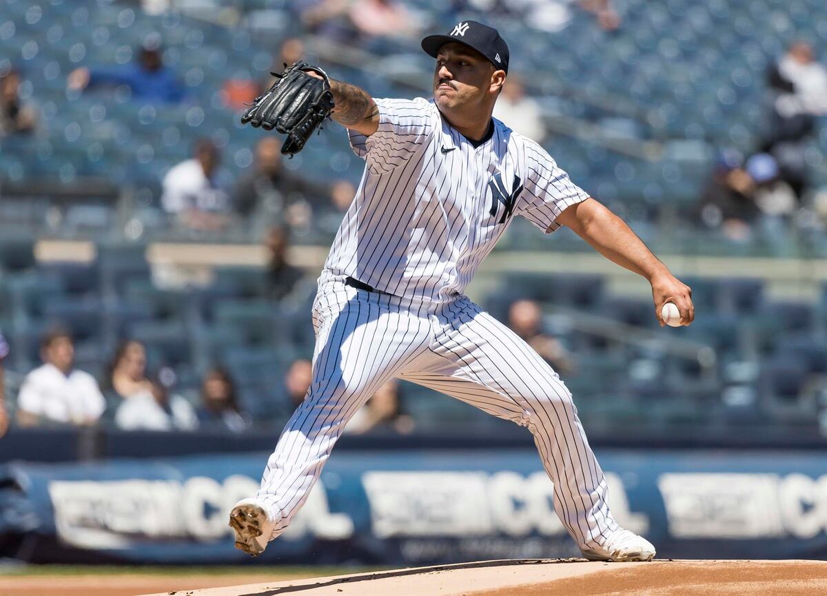 Cortez y Rizzo lideraron a los Yankees que llegaron a 20 victorias en la campaña