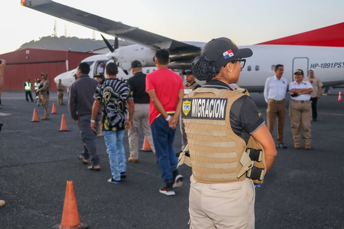 Vuelo sin retorno: Migración envía a 35 colombianos de regreso