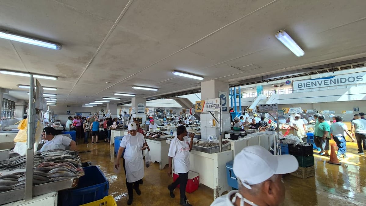Precios bajos y pocas ventas. Con esperanza en la Semana Santa, el Mercado de Mariscos ajusta precios para la Cuaresma
