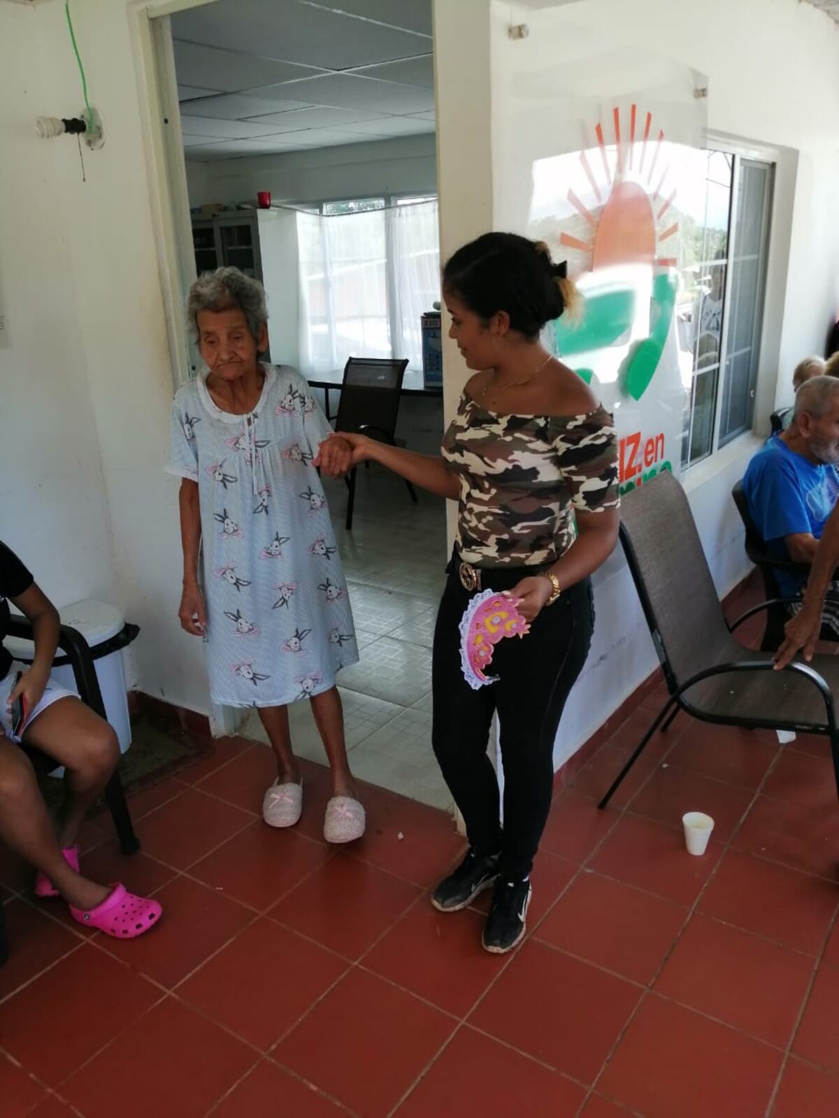 14 abuelos de un total de 21 en asilo de Arraiján están con la covid-19