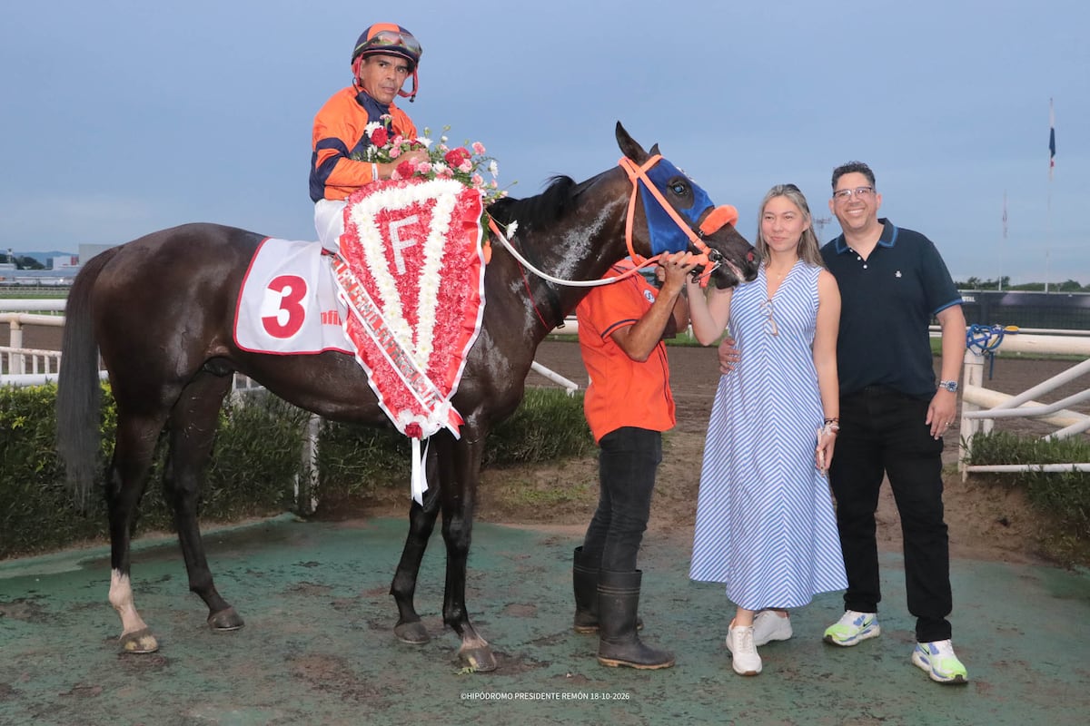 ¡De punta a punta! Infinity Champion impone su ley en el Hipódromo Presidente Remón