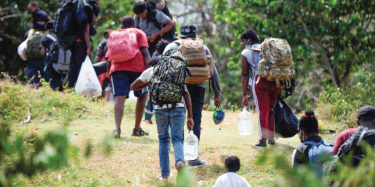 Condenan a dos hombres a 18 años de prisión por robar y abusar de migrantes en Darién