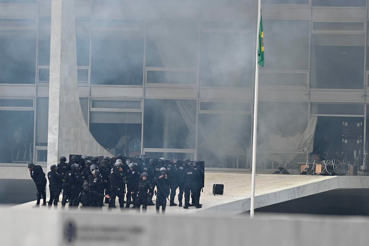 Lula decreta la intervención del área de seguridad de Brasilia