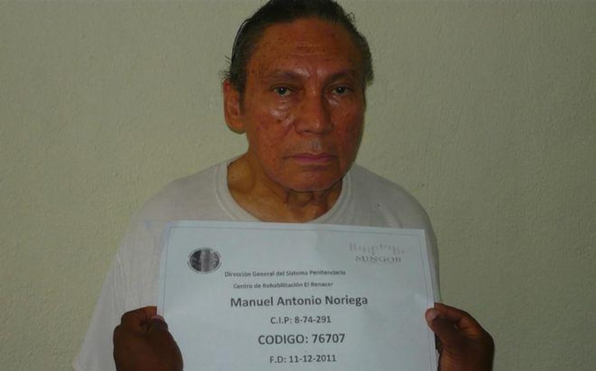 ¡Lo último! Cambian detención carcelaria a Noriega 