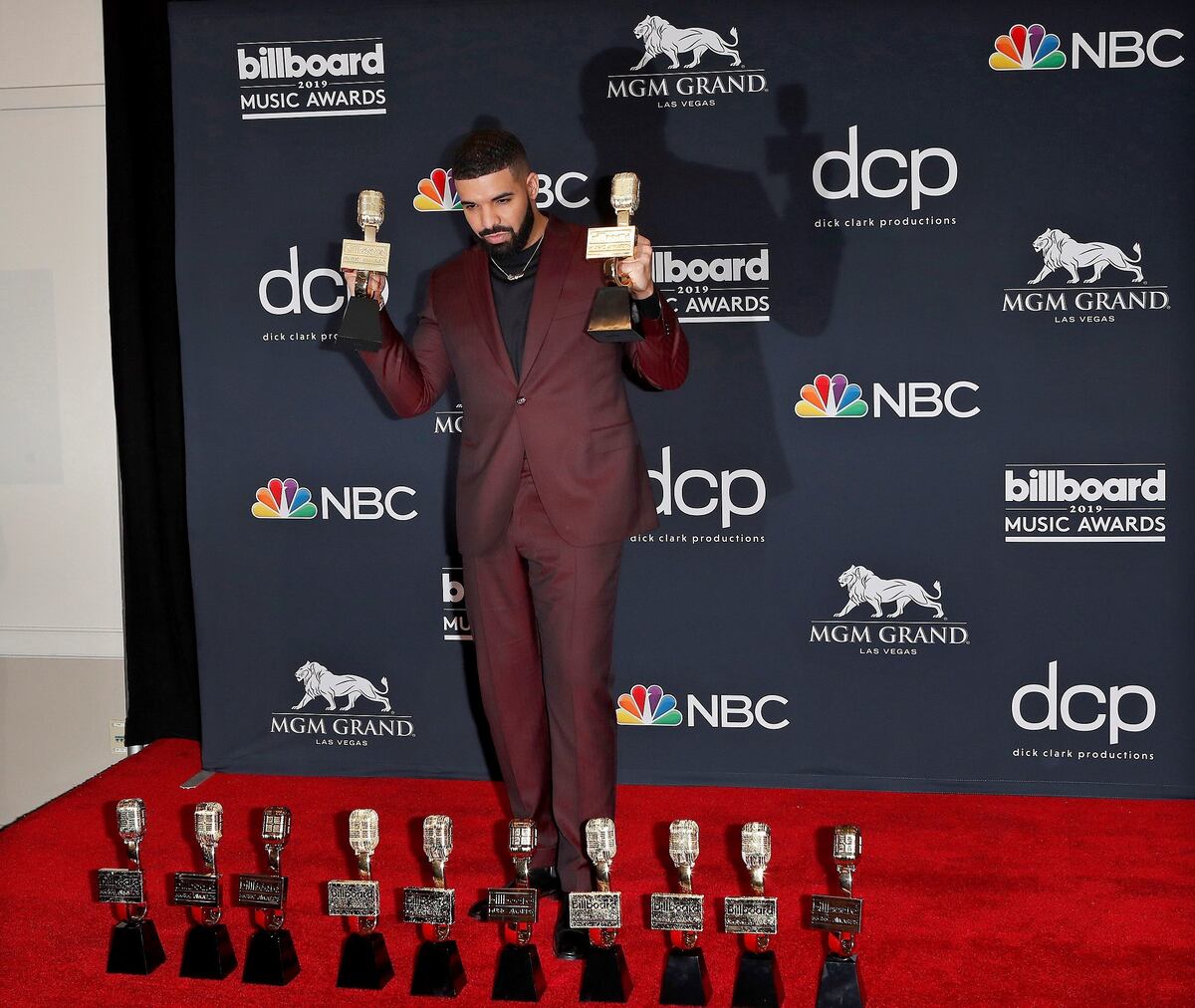 Drake el gran ganador de la ceremonia de los premios Billboard