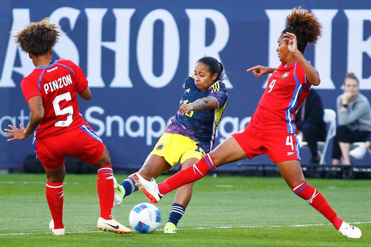 Copa Oro W: Panamá se va goleada en su debut ante Colombia