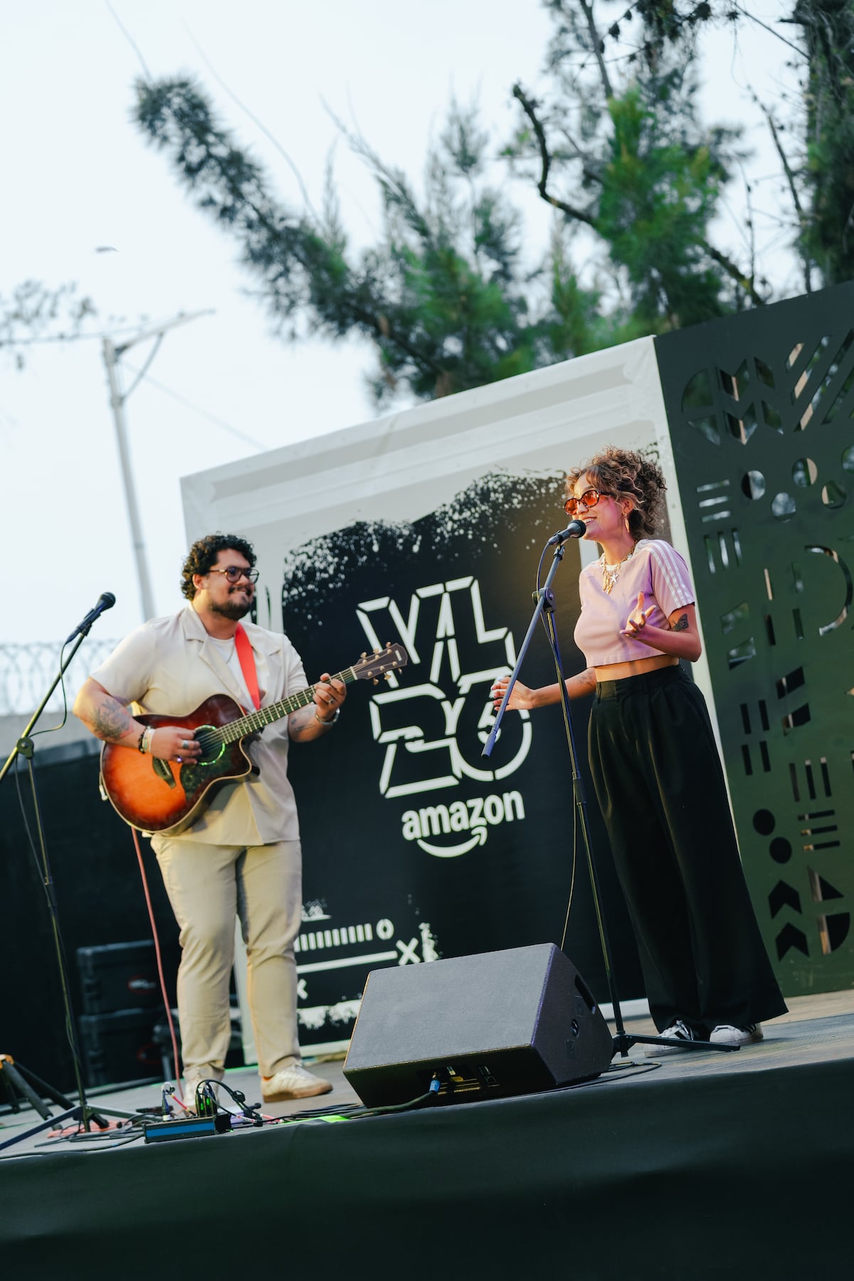 Mar María y Carlos Vallarino hacen vibrar las tarimas de México en Vive Latino