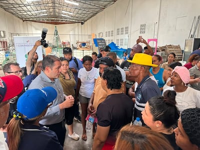 Damnificados por incendio en Santa Ana reciben alimentos y atención médica