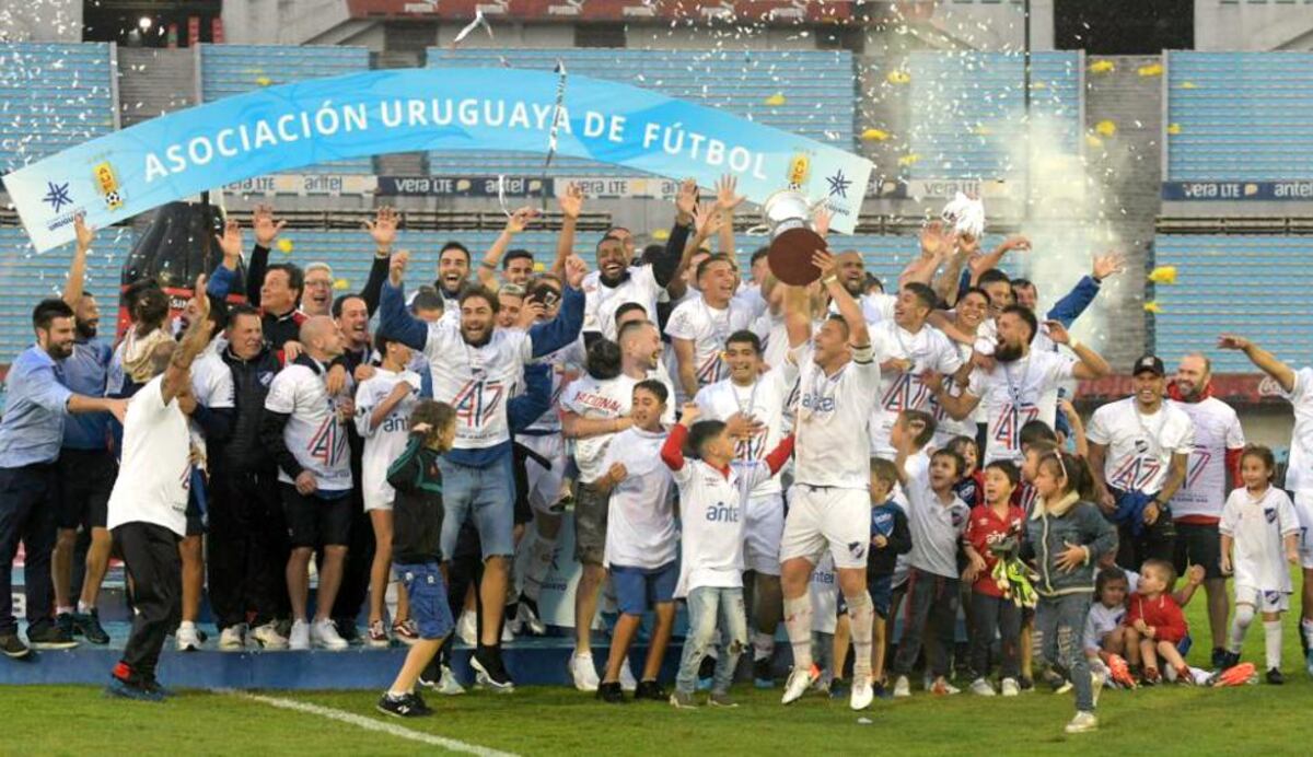 ‘Manotas’ Mejía se corona campeón con el Nacional