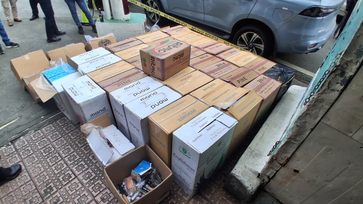 Hojas feeling y cigarrillos: Más de 160 mil dólares en mercancía de contrabando caen en Calidonia