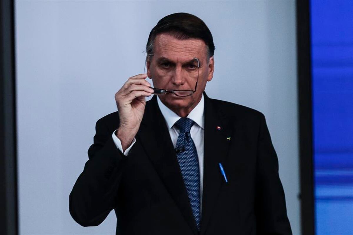 Bolsonaro prefiere irse para Estados Unidos que imponerle la banda presidencial a Lula da Silva