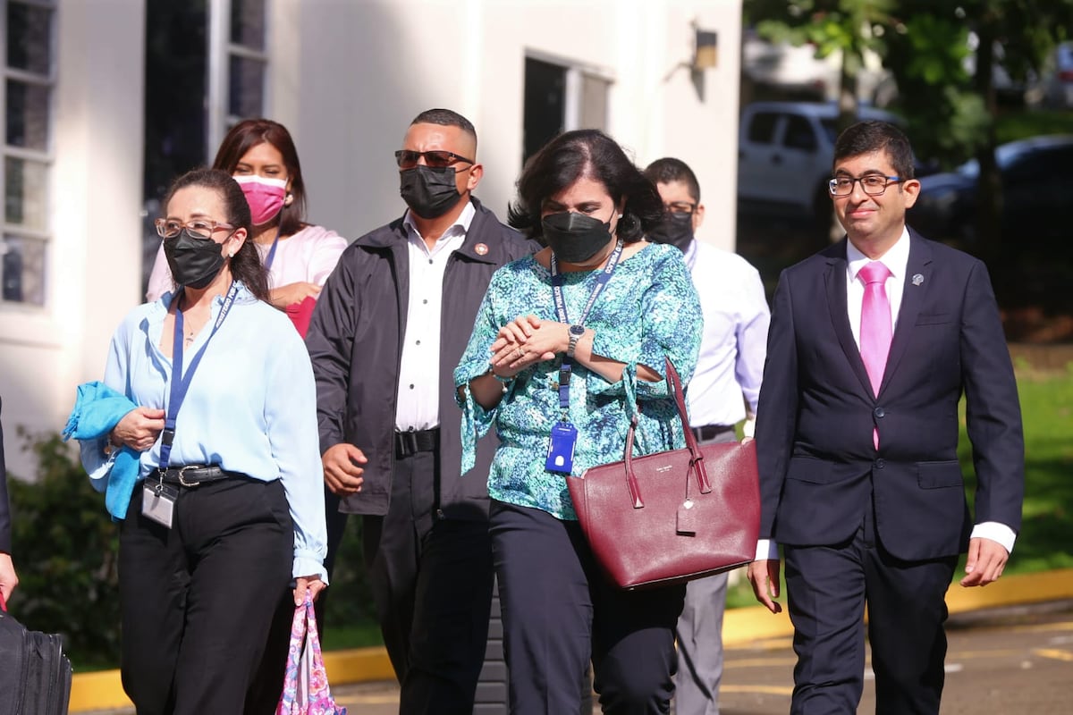 Alegatos. Termina el desfile de abogados defensores y ahora la jueza se acoge al término para decidir si son enjuiciados por las coimas de Odebrecht