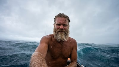 Dave Bell lleva más de 300 días remando solo y está cerca de completar una hazaña mundial