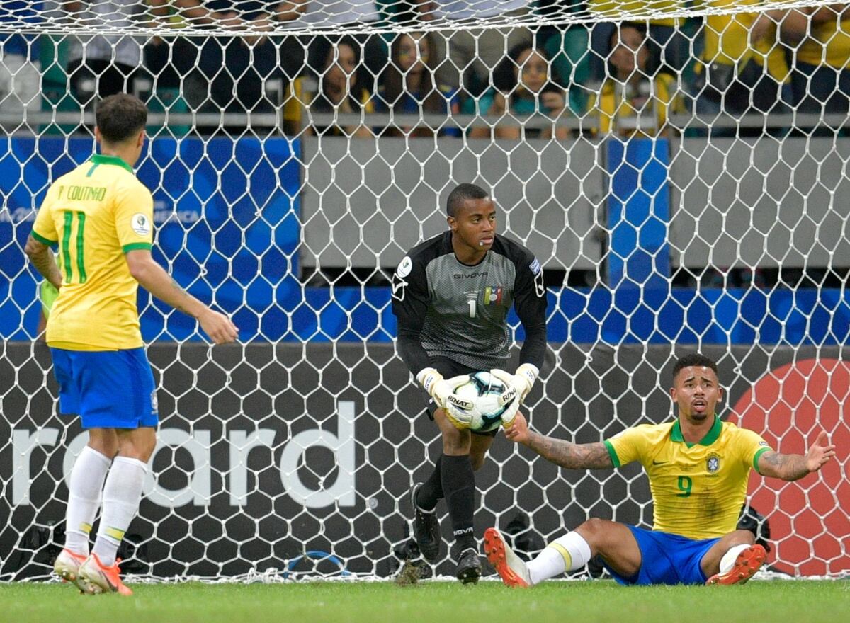 VAR y Venezuela le sacan un empate histórico a Brasil