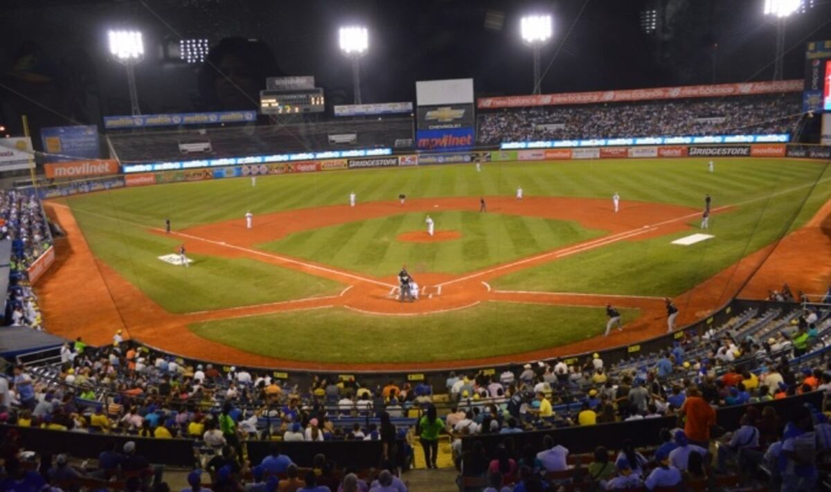 Liga Venezolana de Béisbol iniciará el 15 de noviembre