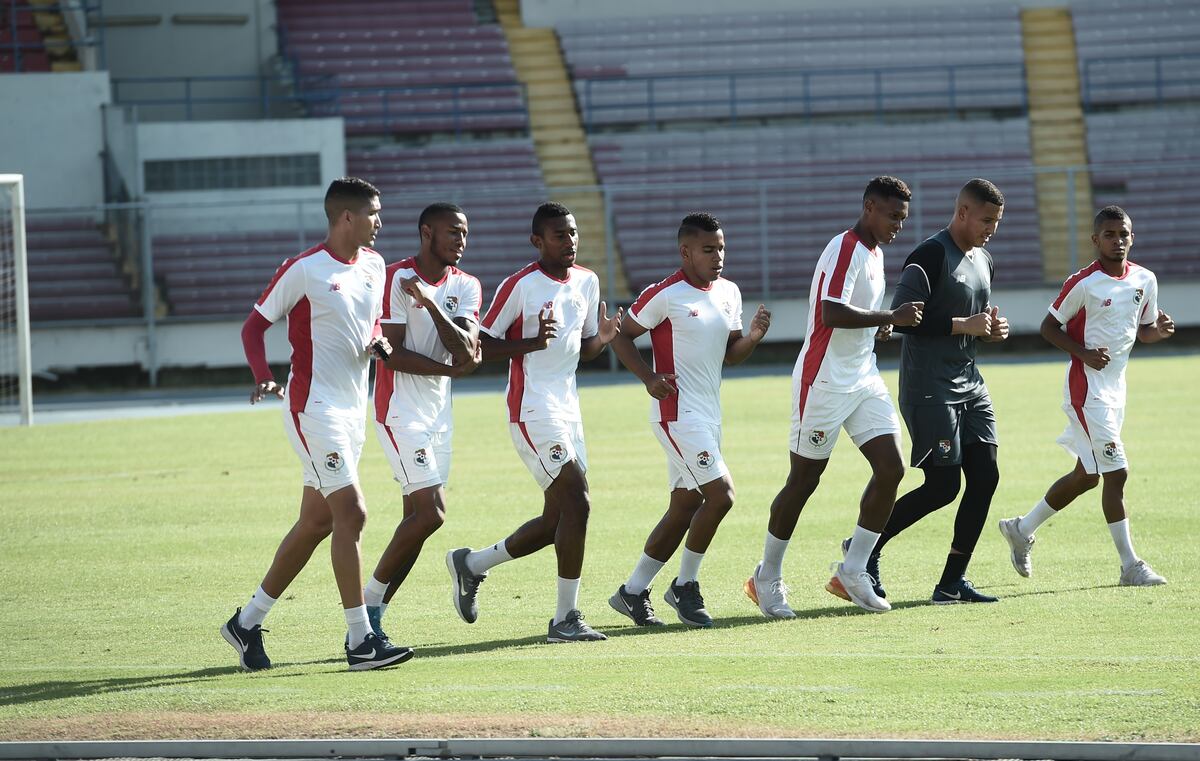 FEPAFUT destina 200 mil dólares para la preparación de la Roja de cara a la Eliminatoria