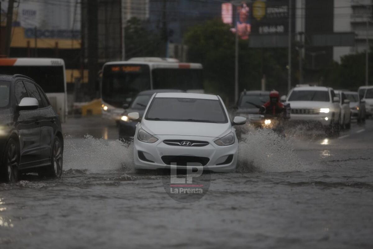 Sinaproc advierte del paso de la Onda Tropical 34