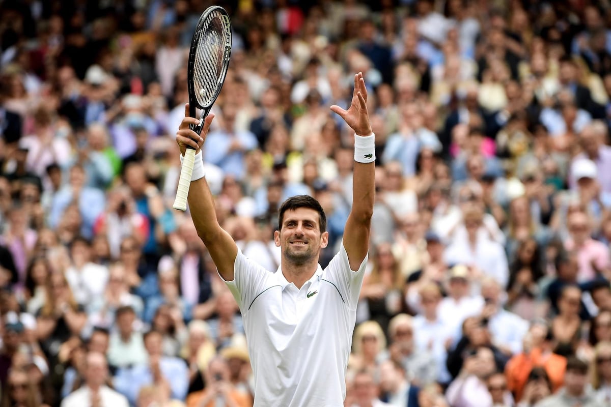 Novak Djokovic no da tregua a sus rivales y ya está en semifinales de Wimbledon