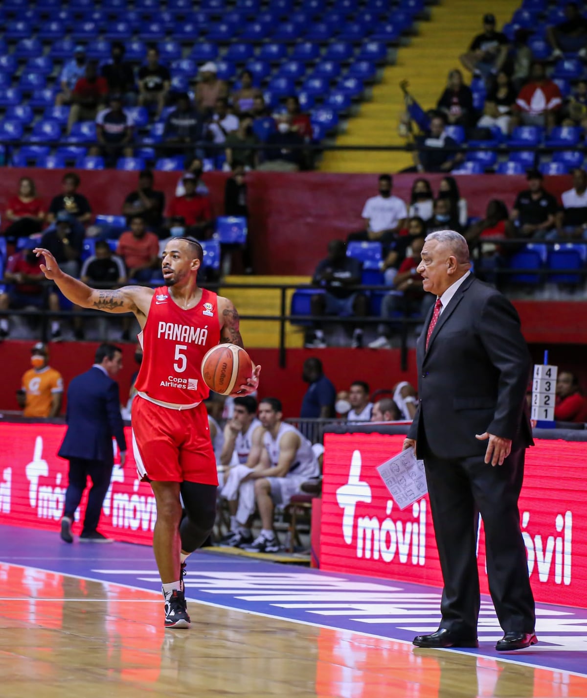 Sin piedad. Panamá manda a la escuelita a Paraguay y avanza en las Eliminatorias FIBA 2023