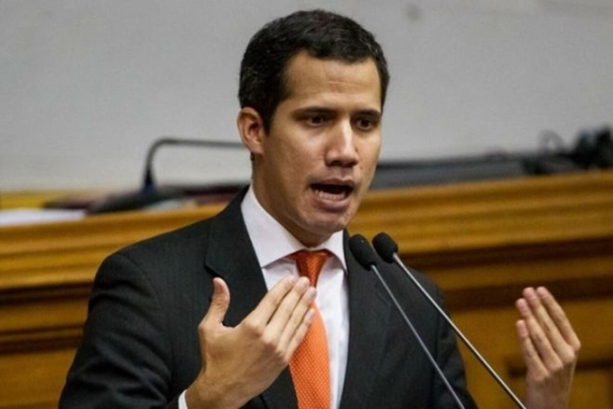 Guaidó dice que la Asamblea Nacional podría aprobar una intervención de EEUU