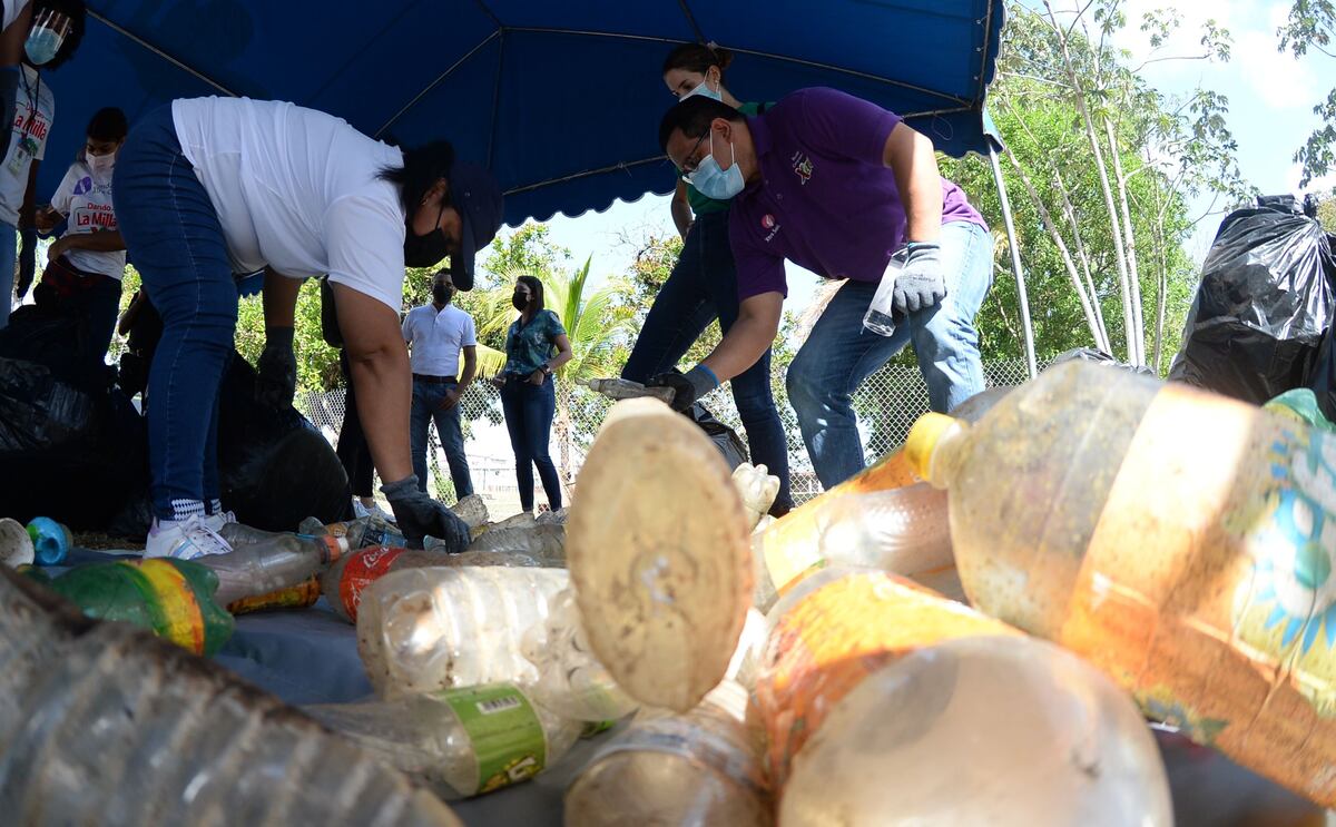 Arranca operativo masivo de recolección de basura en la capital