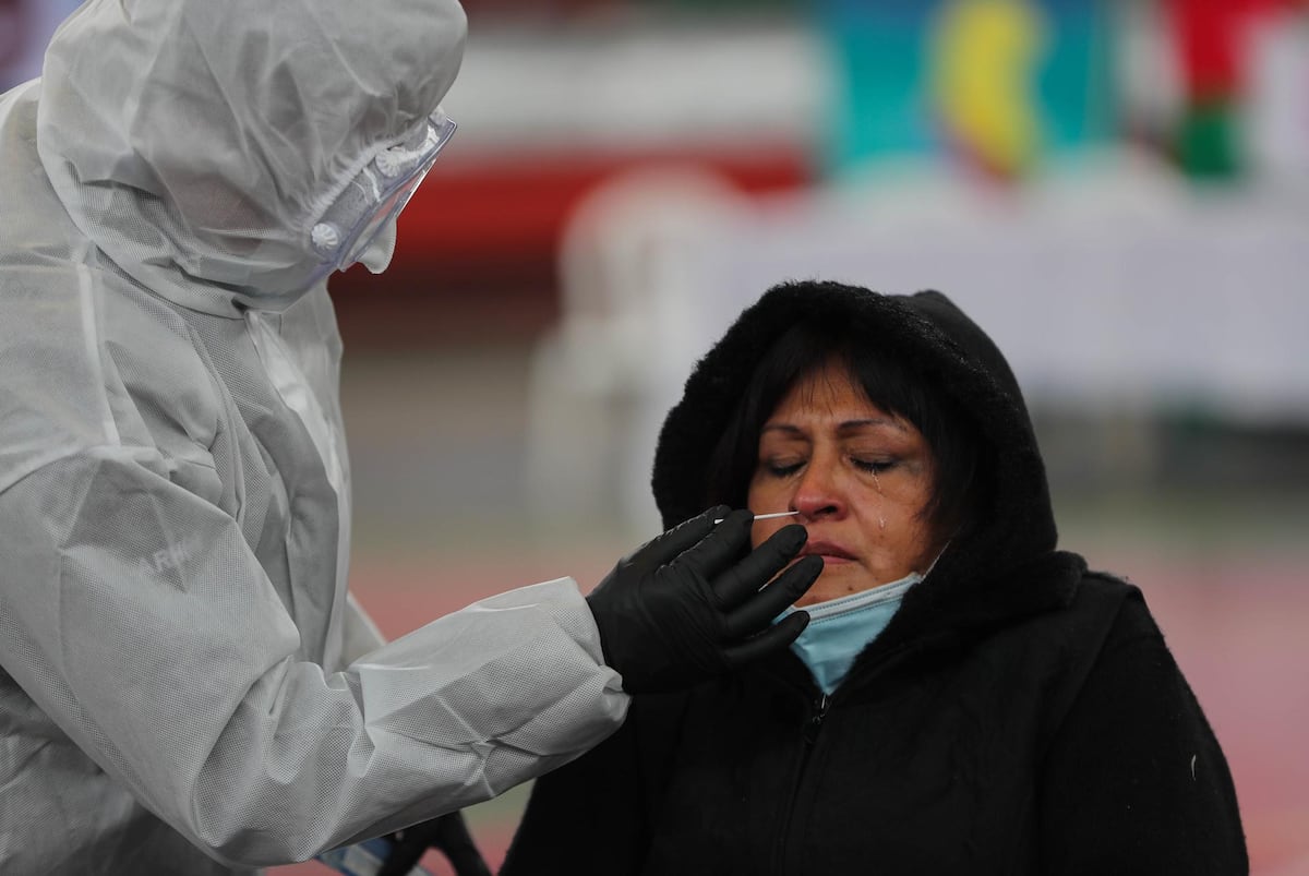 La covid-19 sigue siendo una emergencia para la salud pública mundial, asegura  la OMS