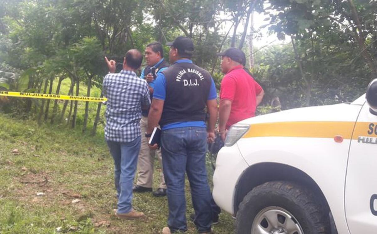 Familias esperan identificar cadáver enterrado en Paso Canoas