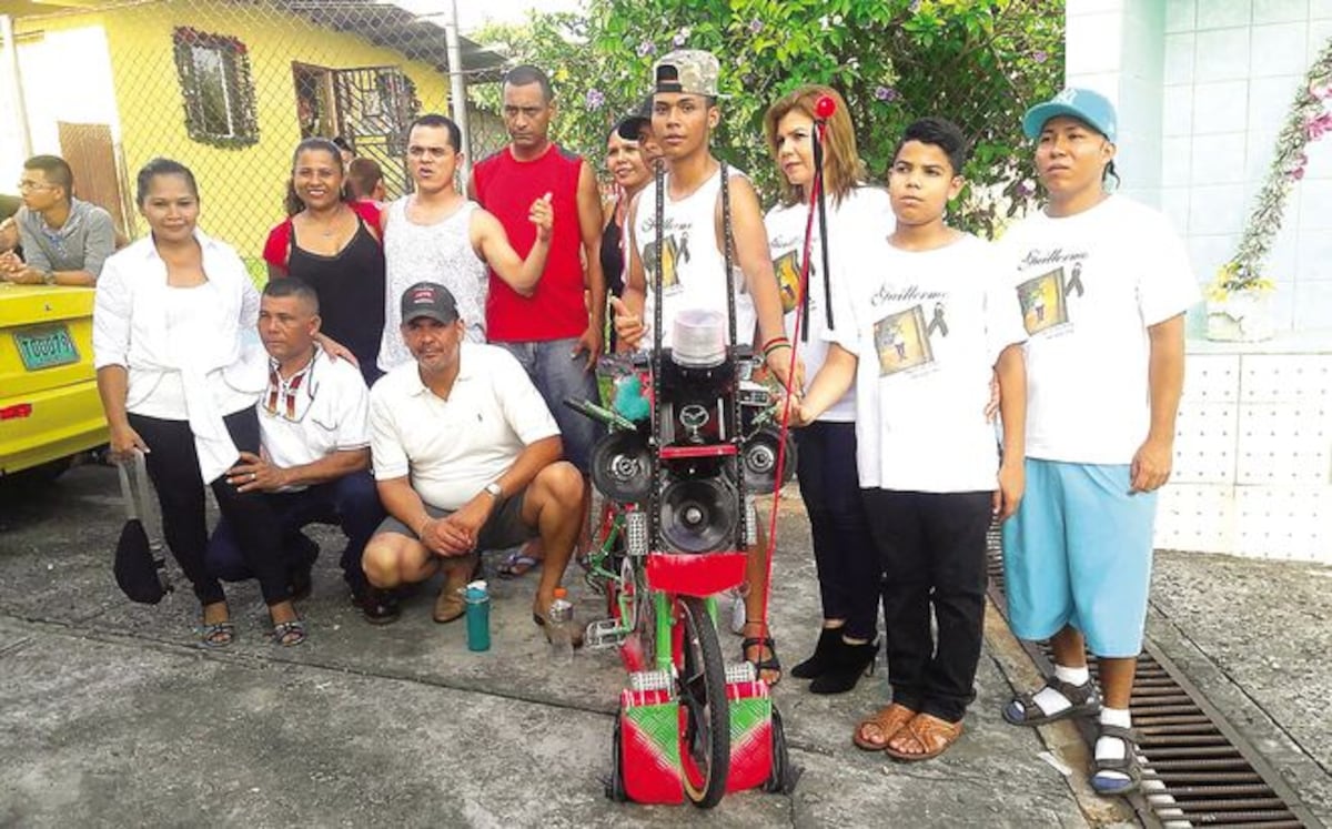 Bicicletas modificadas en honor a Guillermito 