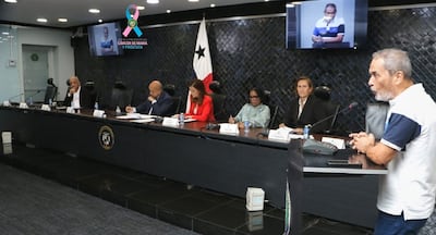 Jubilados: diputados aprueban en primer debate proyecto de aumentos de descuentos