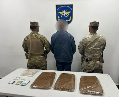 Alerta Aeropuerto: perro K-9 descubre más de 10 kilos de presunta droga ocultos en maleta de pasajero en Tocumen