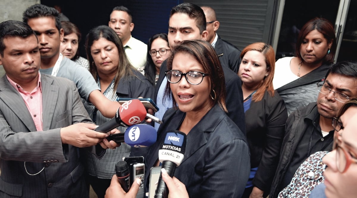 Ministerio Público: Caraballo destituye de manera sorpresiva a Zuleyka Moore y Adecio Mojica