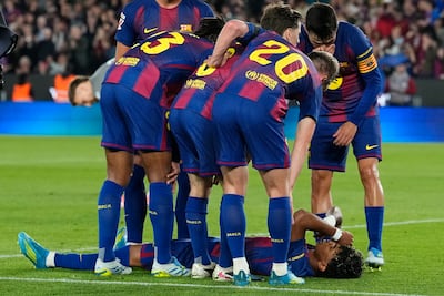 Lamine Yamal marca y cae lesionado encendiendo alarmas