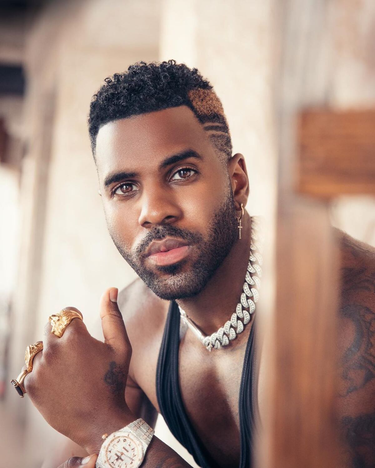 ¡Se le marcó todito! Jason Derulo dejó delirando a más de una con esta foto