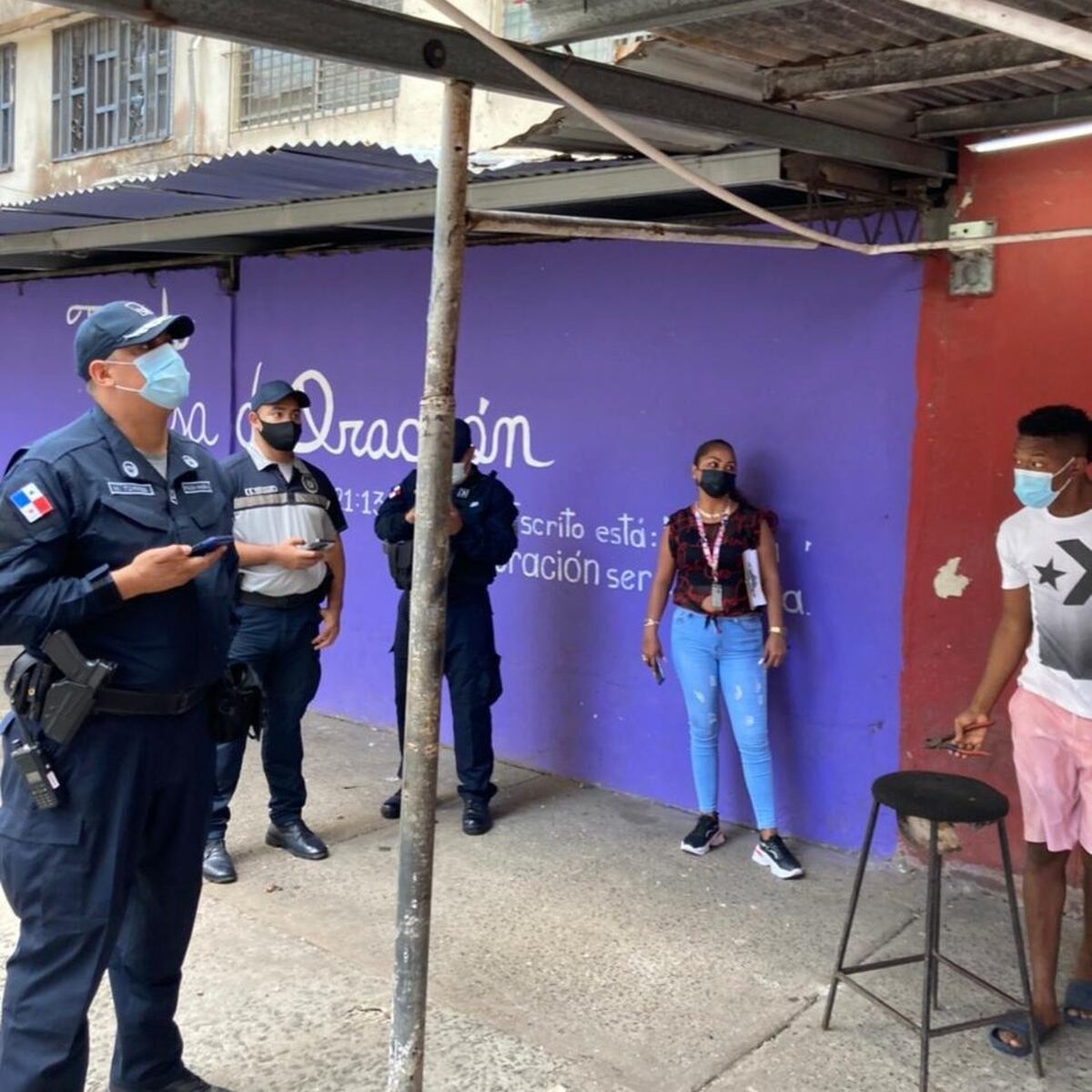 Estaban ‘pinteando’ en el hipódromo este sábado de Carnaval y los pillaron. También paran culecos en diferentes puntos