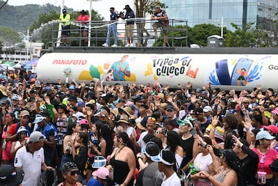 ¡A mojarse sin parar! Culecos en Cinta Costera encienden Carnaval 2026