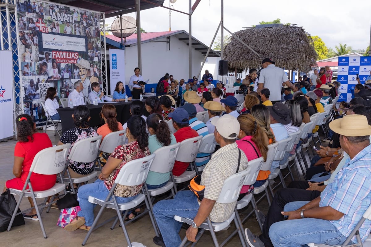 Tierra para los que la trabajan: 230 familias reciben títulos en la Cuenca del Canal