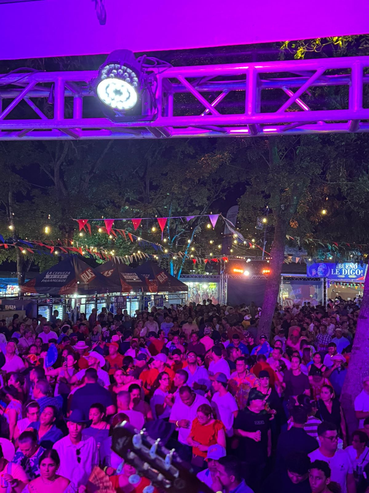 Noches llenas de ritmo y alegría en la Feria de Azuero