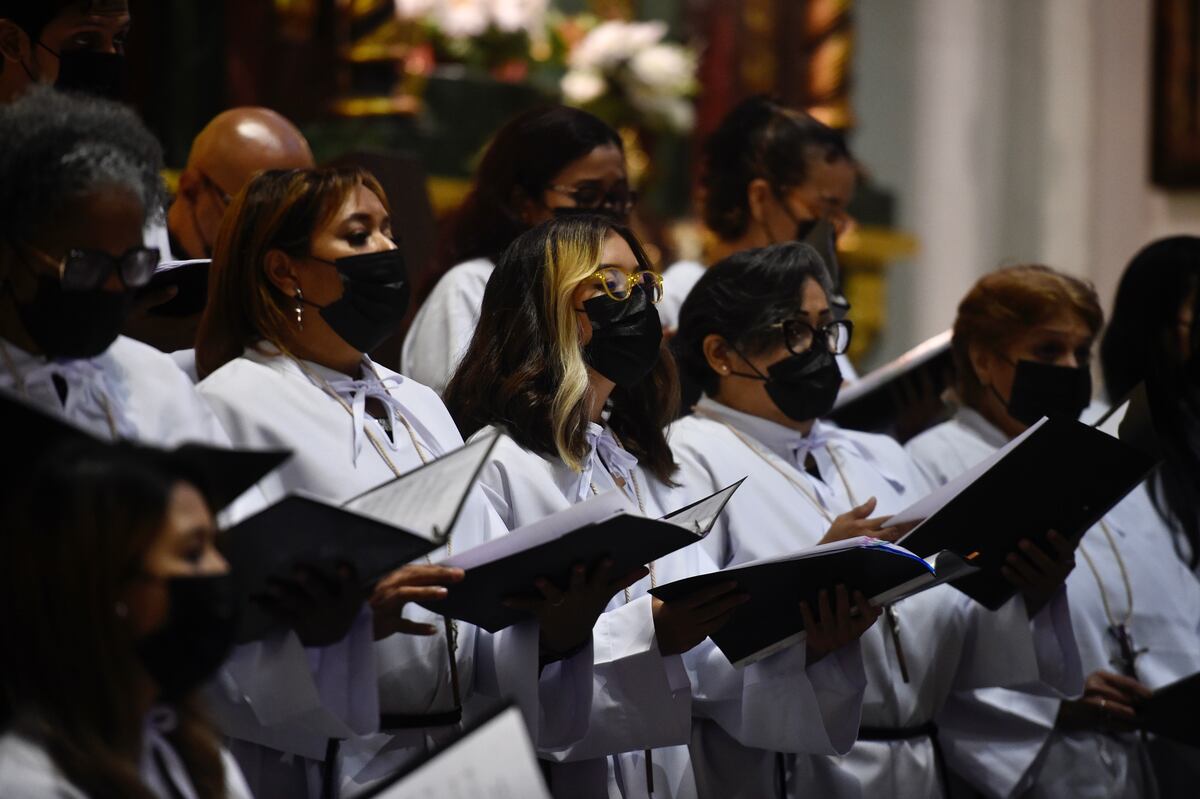 Iglesias del Casco Antiguo de la ciudad viven la Semana Santa