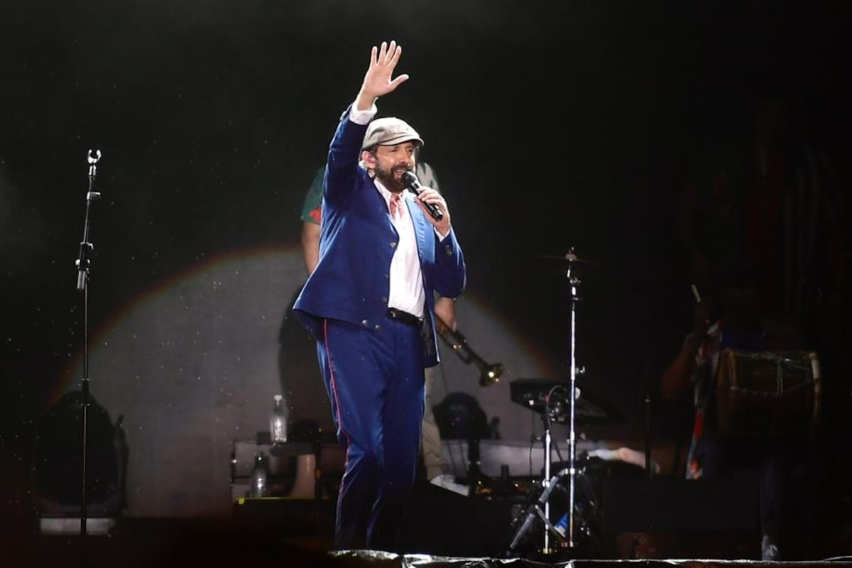 Lleno total. La lluvia no impidió que los panameños se deleitaran con el repertorio de Juan Luis Guerra