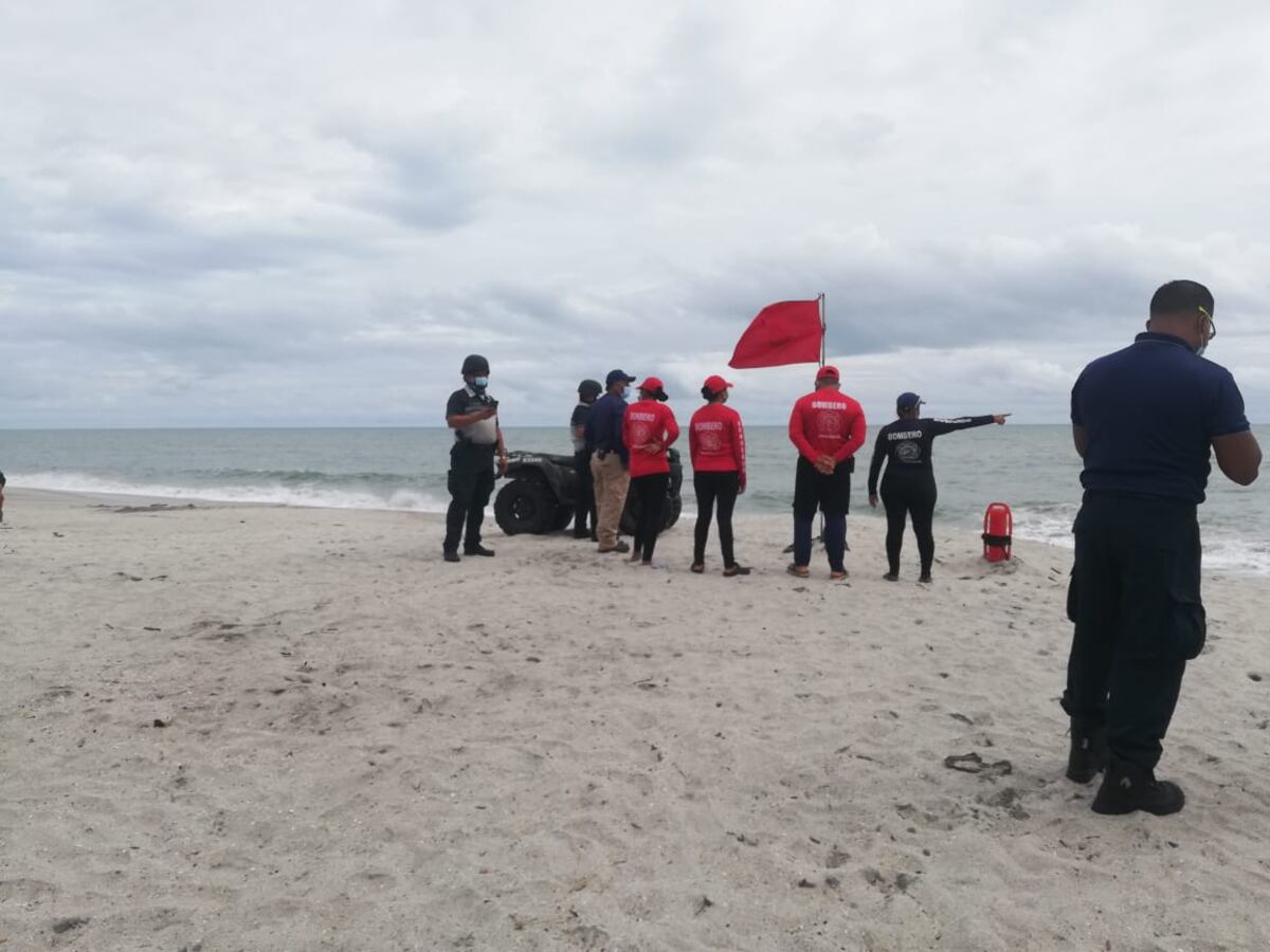 Levantan bandera roja que prohíbe ingreso a ríos y playa en Panamá