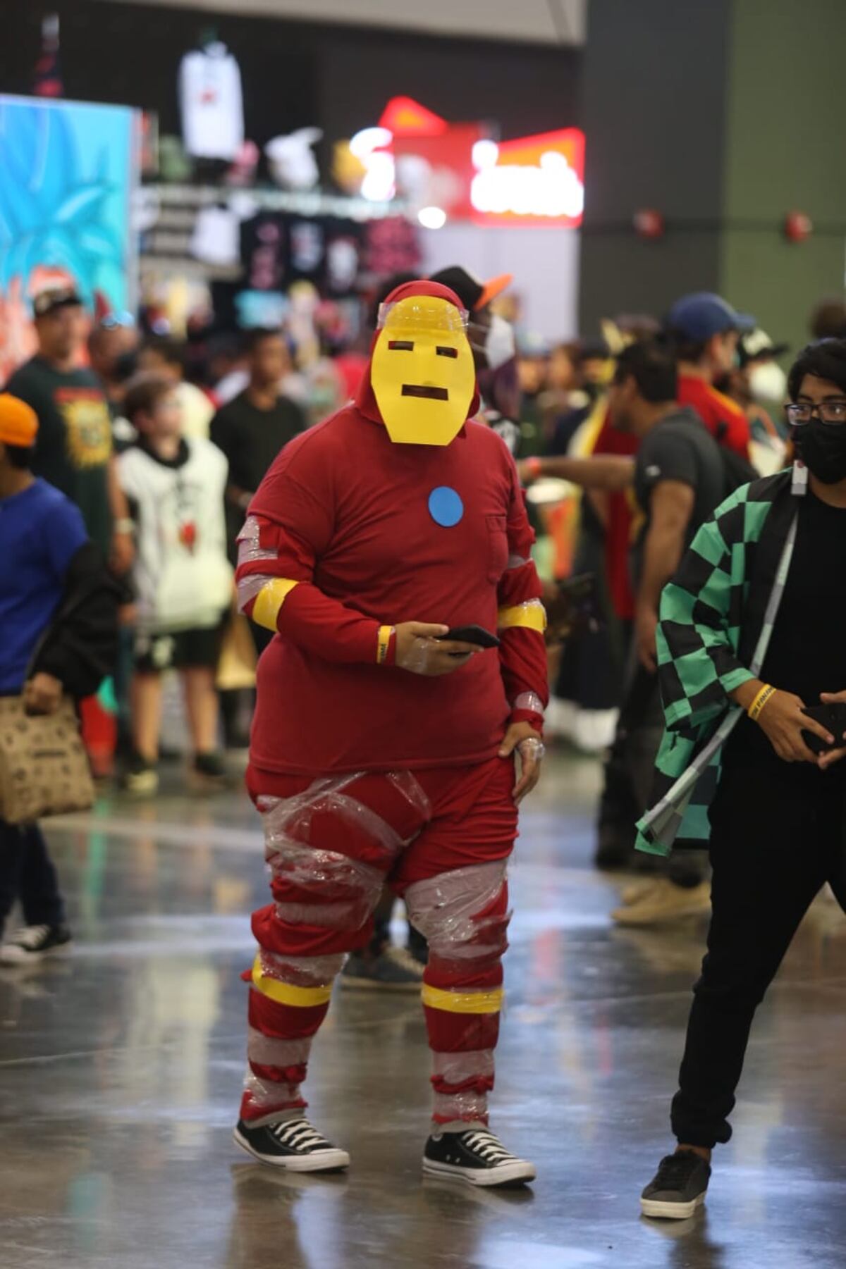 Repleto. Más de 10 mil personas han entrado al Comic Con Panamá. Ni Spider Man se lo ha perdido. Hoy es el último día. Video