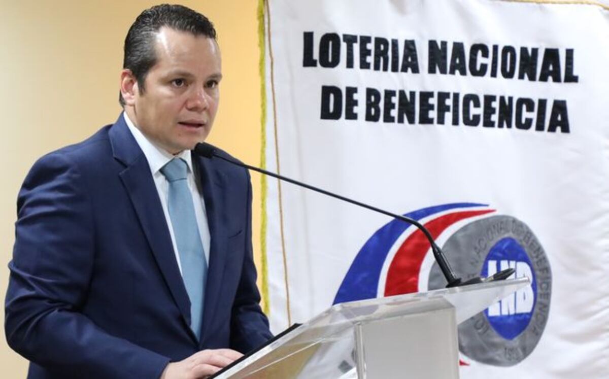 ESTRICTAMENTE PERSONALES. Por este motivo renunció el director de la Lotería 