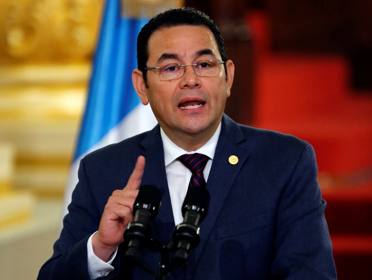 Presidente de Guatemala pide a EEUU hallar responsables por muerte de niños migrantes