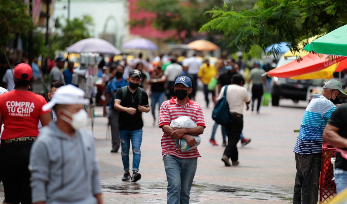 En 15 días el Minsa dará una respuesta para eliminar o no el uso de la mascarilla