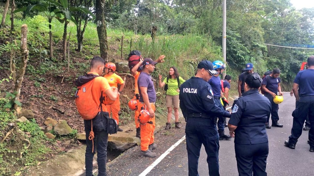 Un hombre cayó a un precipicio y murió. La diversión se transformó en tragedia 