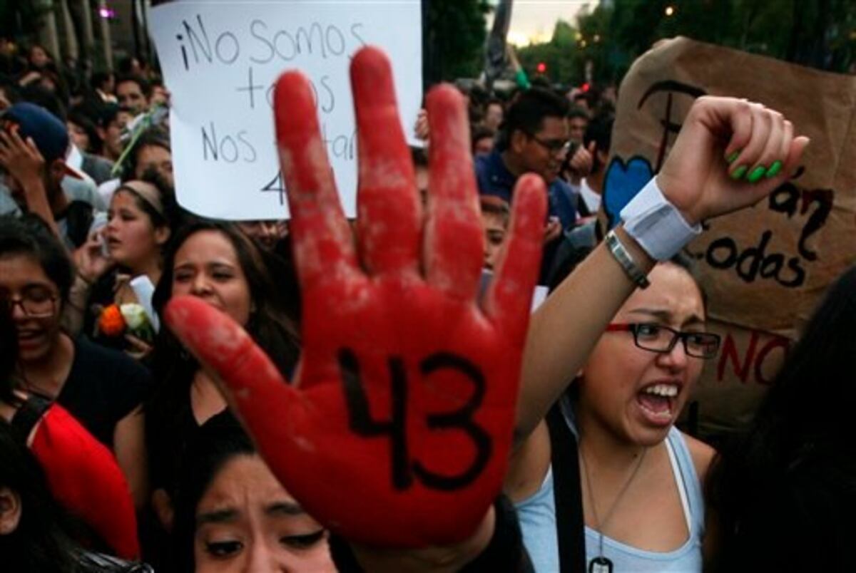 México reconstruirá desde cero el caso de 43 estudiantes desaparecidos en Ayotzinapa