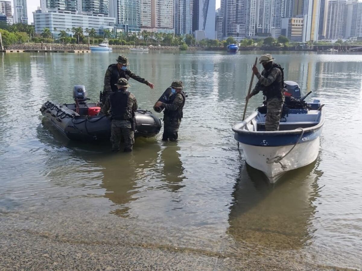 Sepa por qué se tiñó oscura la Bahía de Panamá el pasado mes de abril