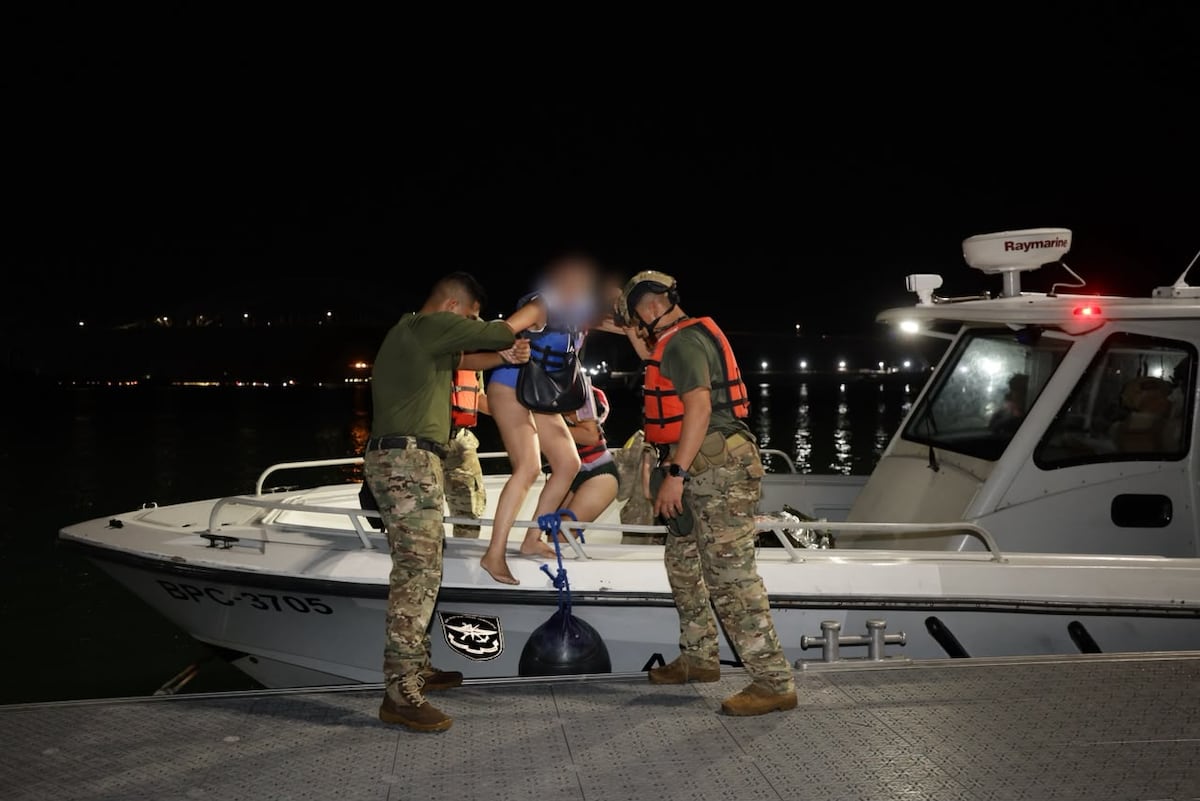 Noche de angustia cerca de Taboga: rescatan a 18 personas agrupadas en el mar tras hundirse un catamarán + VIDEO