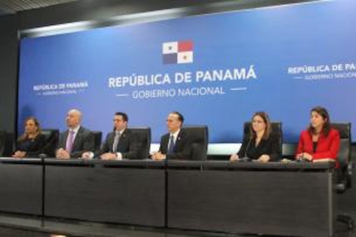Minsa presenta propuesta para mejorar abastecimiento de medicamentos en ...