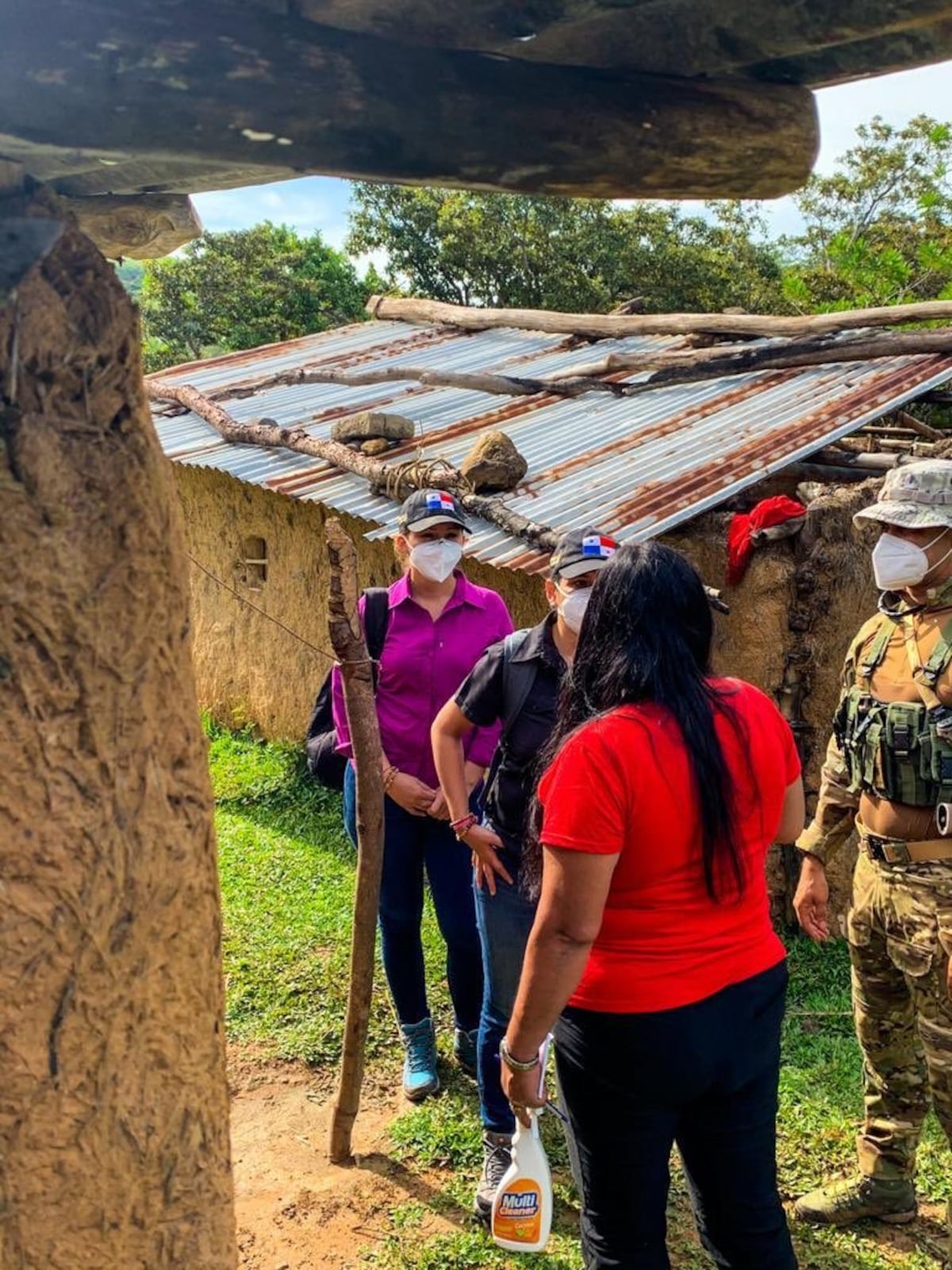 Supuesto mesías y una secta en Panamá, torturaron y golpearon a dos mujeres y tres niños. Los capturan